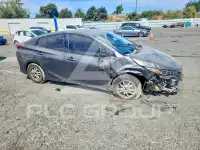 2017 Toyota PRIUS фото