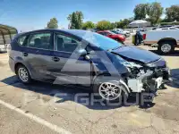 2017 Toyota PRIUS photo