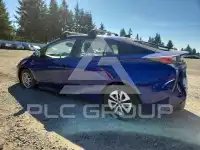 2017 Toyota PRIUS photo