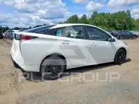 2017 Toyota PRIUS фото
