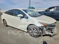 2017 Toyota PRIUS фото
