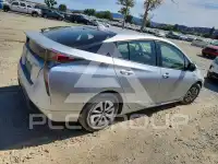 2017 Toyota PRIUS фото