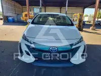 2017 Toyota PRIUS photo