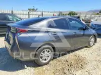 2017 Toyota PRIUS фото
