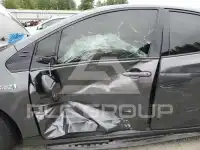 2017 Toyota PRIUS фото