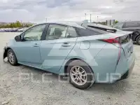2017 Toyota PRIUS photo