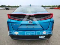 2017 Toyota PRIUS фото