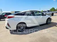 2017 Toyota PRIUS фото