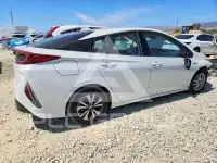 2017 Toyota PRIUS photo