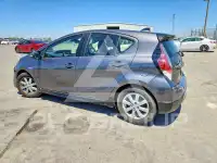 2017 Toyota PRIUS photo
