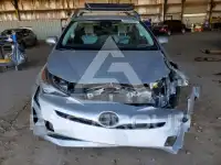 2017 Toyota PRIUS photo
