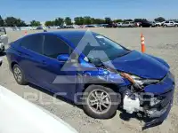 2017 Toyota PRIUS фото
