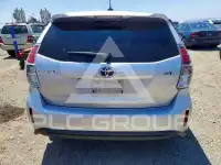 2017 Toyota PRIUS photo