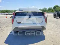 2017 Toyota PRIUS photo
