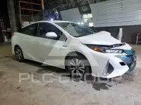2017 Toyota PRIUS фото