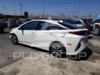 2017 Toyota PRIUS photo