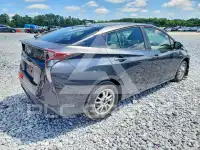 2017 Toyota PRIUS photo