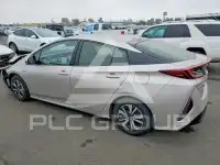2017 Toyota PRIUS фото