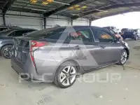 2017 Toyota PRIUS photo