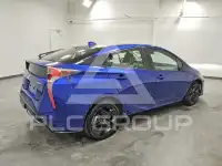 2017 Toyota PRIUS photo