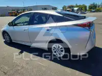 2017 Toyota PRIUS фото