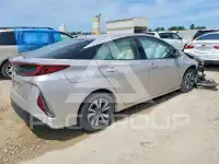 2017 Toyota PRIUS фото