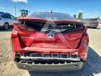 2017 Toyota PRIUS фото