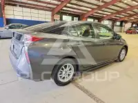 2017 Toyota PRIUS фото