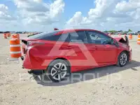 2017 Toyota PRIUS photo
