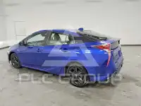 2017 Toyota PRIUS photo