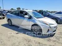 2017 Toyota PRIUS фото