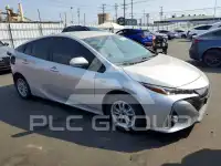 2017 Toyota PRIUS фото