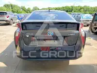 2017 Toyota PRIUS photo