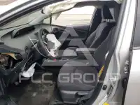2017 Toyota PRIUS photo