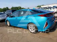2017 Toyota PRIUS photo