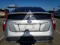 2017 Toyota PRIUS photo