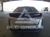 2017 Toyota PRIUS photo