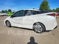 2017 Toyota PRIUS фото