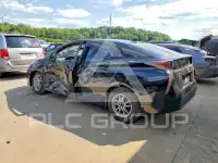2017 Toyota PRIUS photo