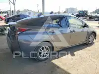 2017 Toyota PRIUS фото