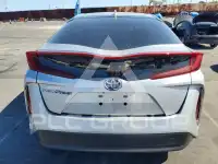 2017 Toyota PRIUS фото