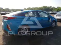 2017 Toyota PRIUS photo