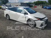 2017 Toyota PRIUS фото