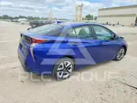 2017 Toyota PRIUS фото