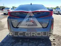 2017 Toyota PRIUS photo