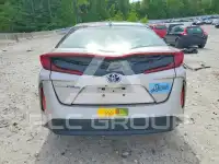 2017 Toyota PRIUS photo