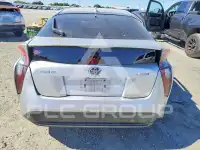 2017 Toyota PRIUS photo