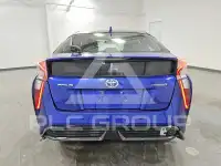 2017 Toyota PRIUS photo