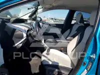2017 Toyota PRIUS фото