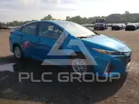 2017 Toyota PRIUS photo